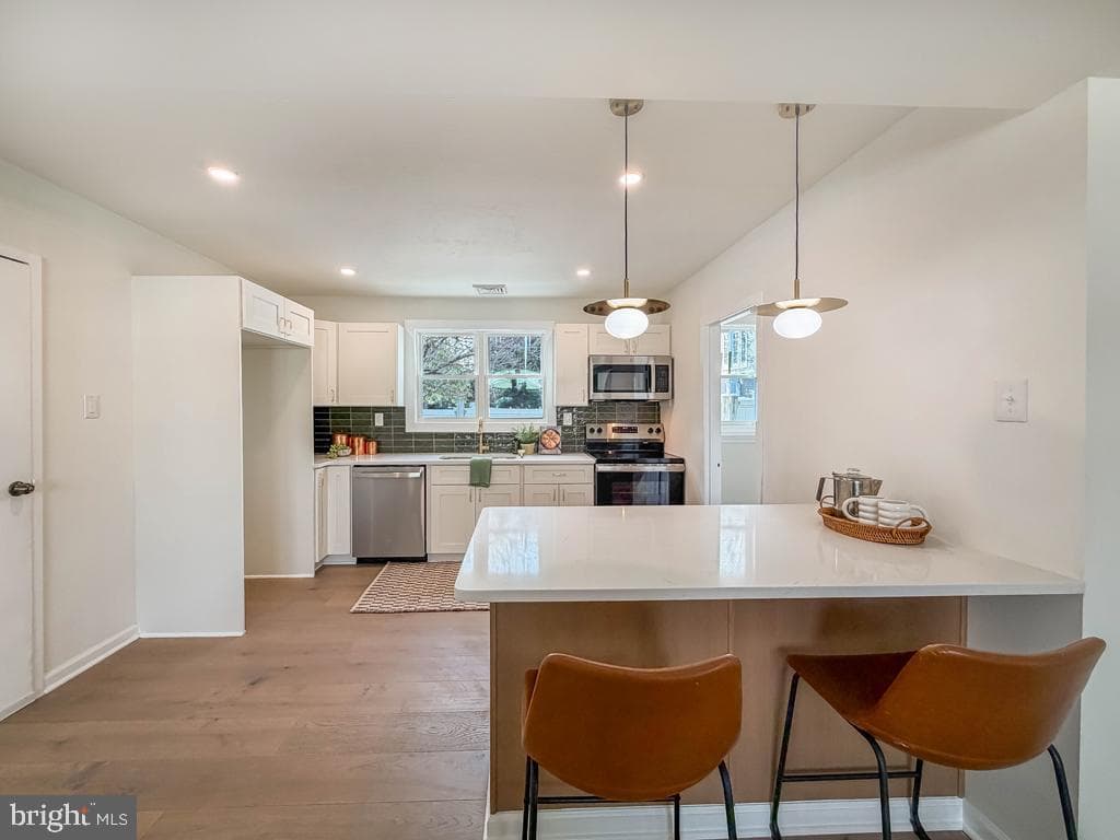 101 Walnut Lane photo 10