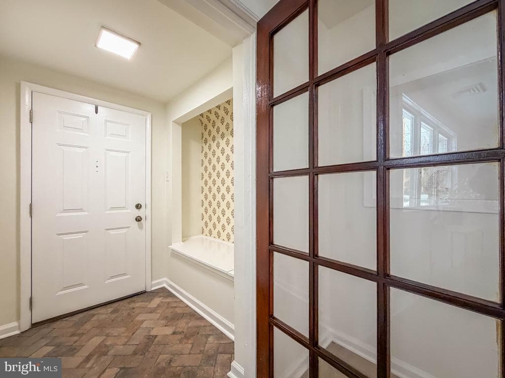 101 Walnut Lane photo 18