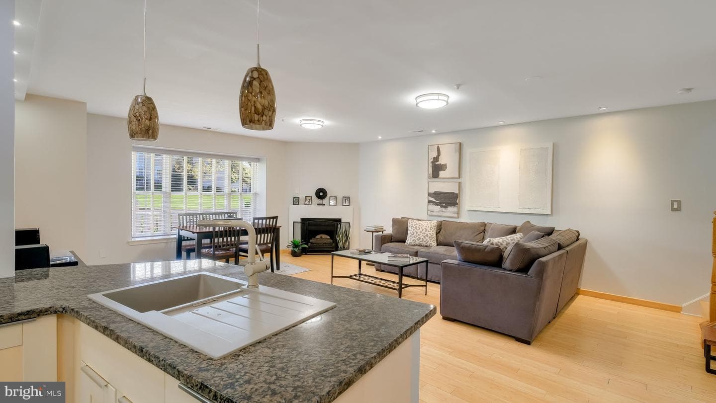 1510 Carol Court #1503 photo 9