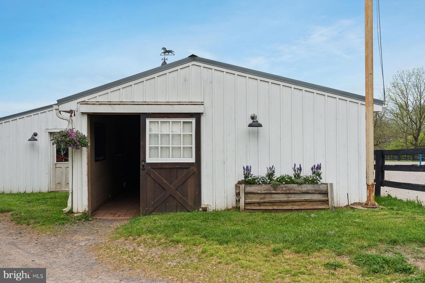 43 Van Sant Road photo 24
