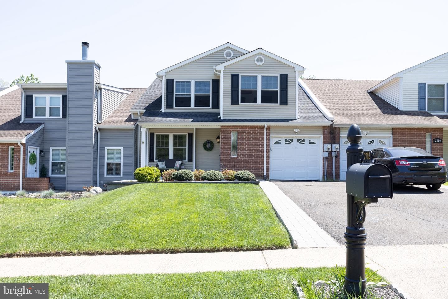 2702 Dudley Court photo 3