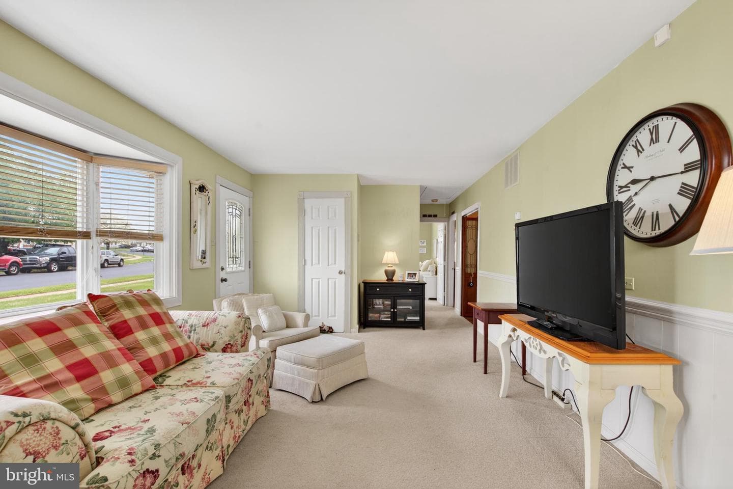 3528 Windsor Drive photo 4