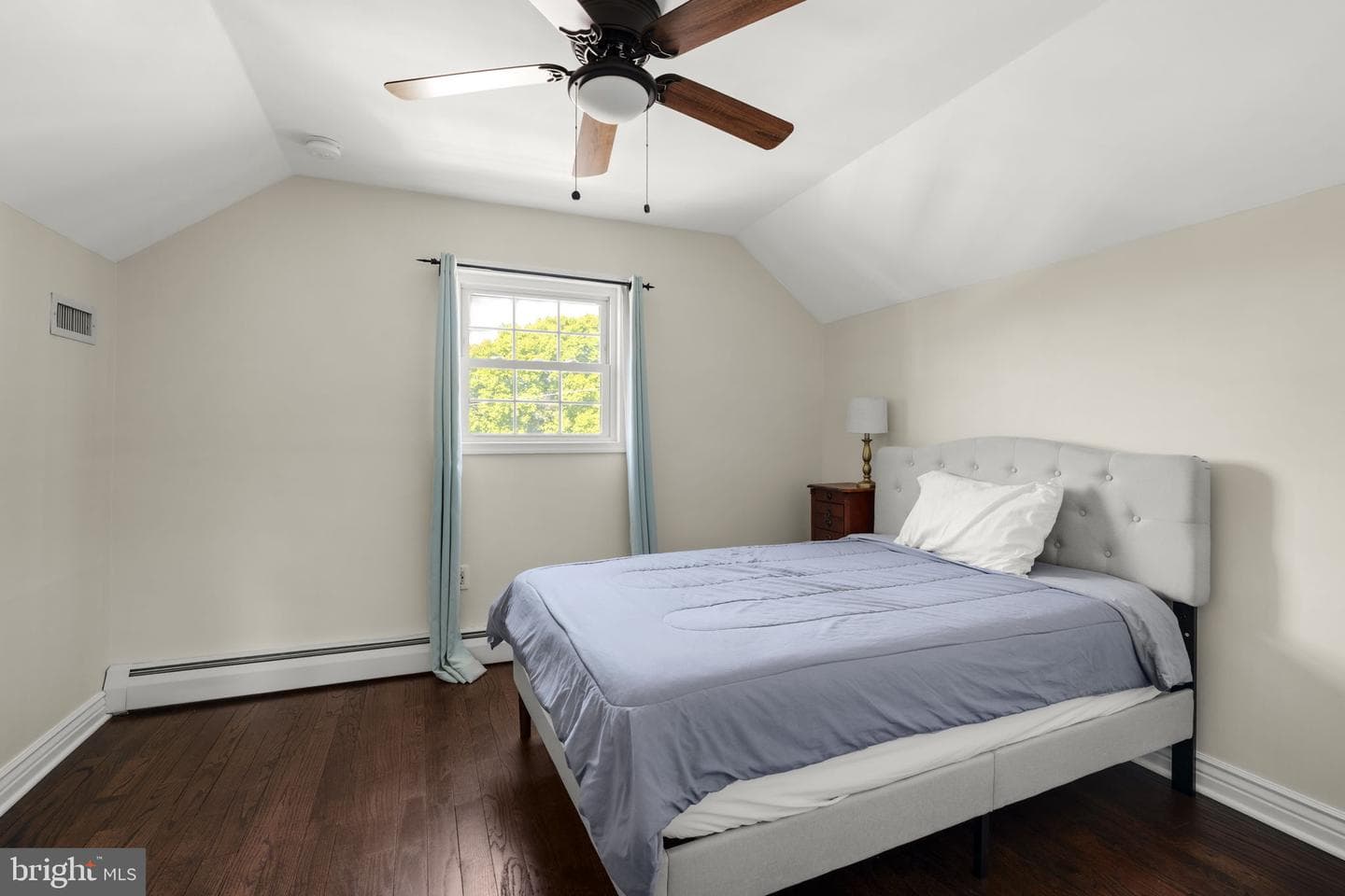 131 N Hawthorne Avenue photo 37