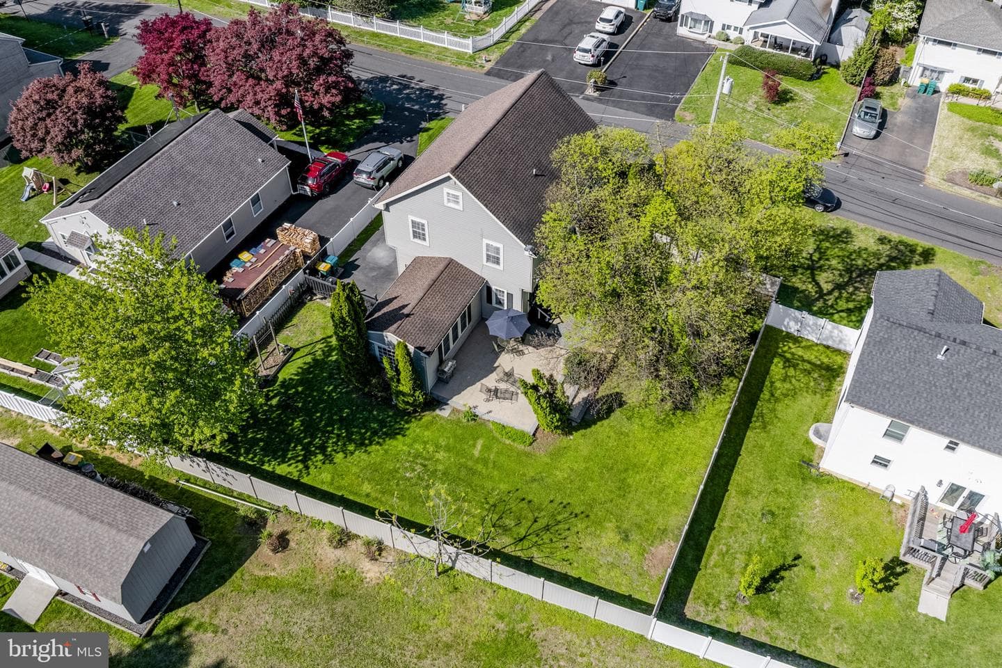 131 N Hawthorne Avenue photo 49