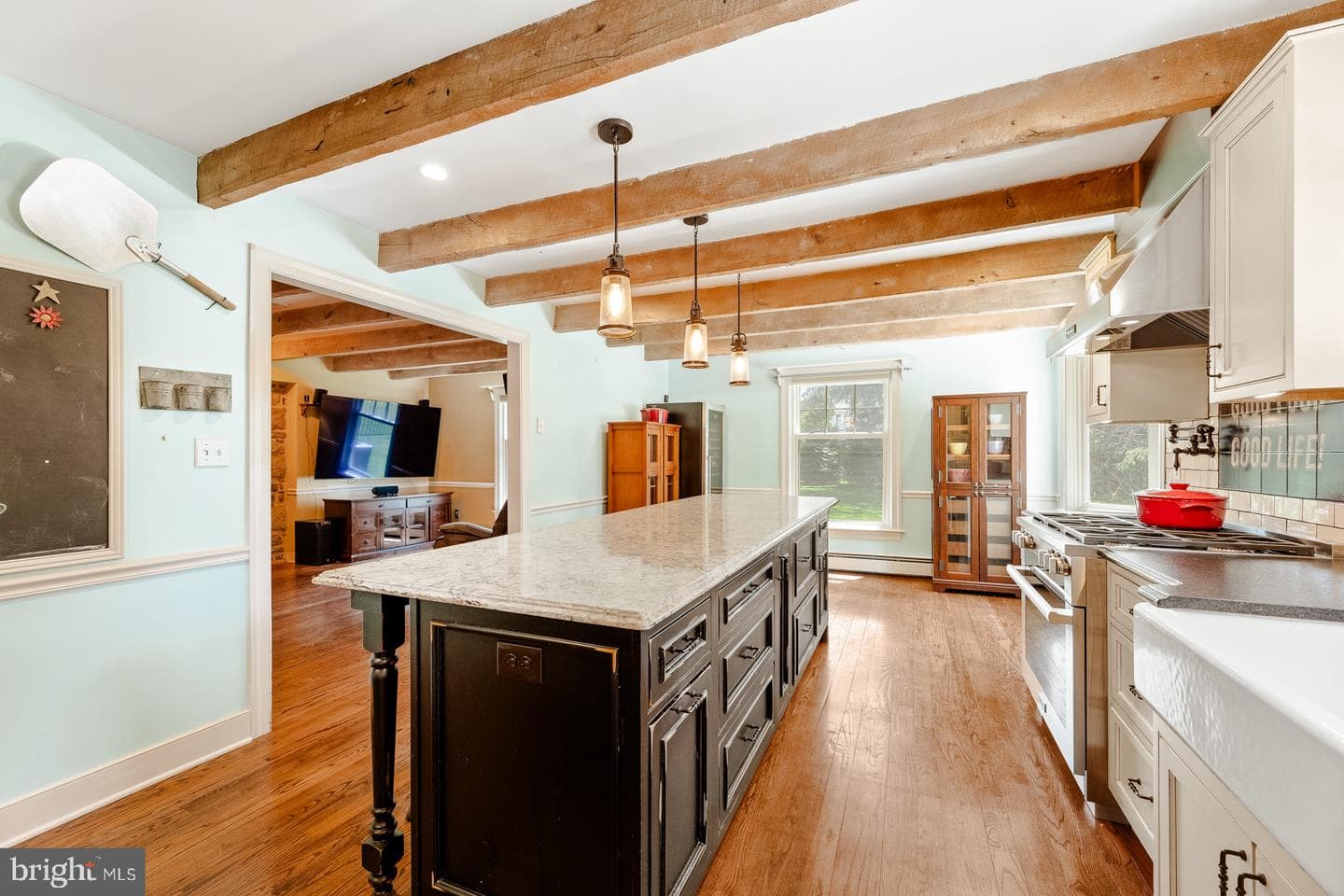 290 Foxcroft Drive photo 32
