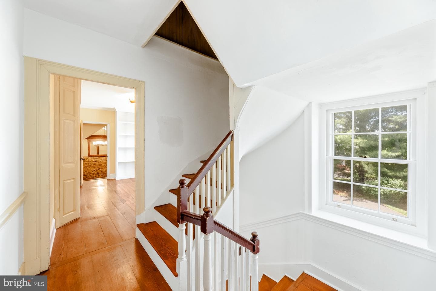 290 Foxcroft Drive photo 61