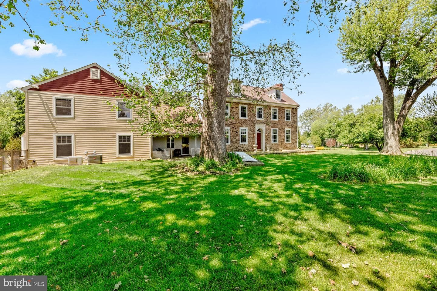 290 Foxcroft Drive photo 91