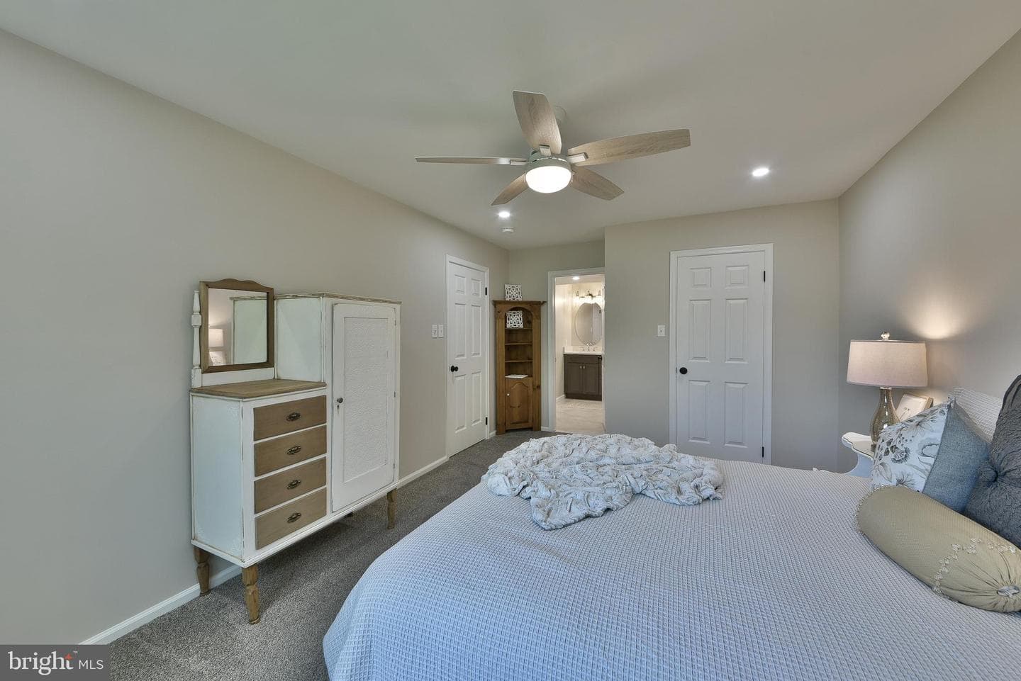 172 Meadowview Court photo 25