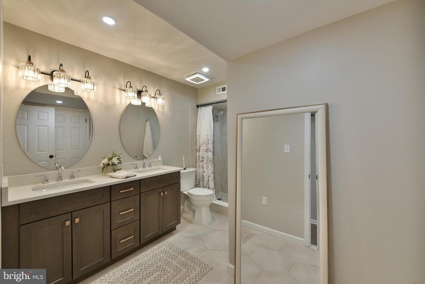 172 Meadowview Court photo 29