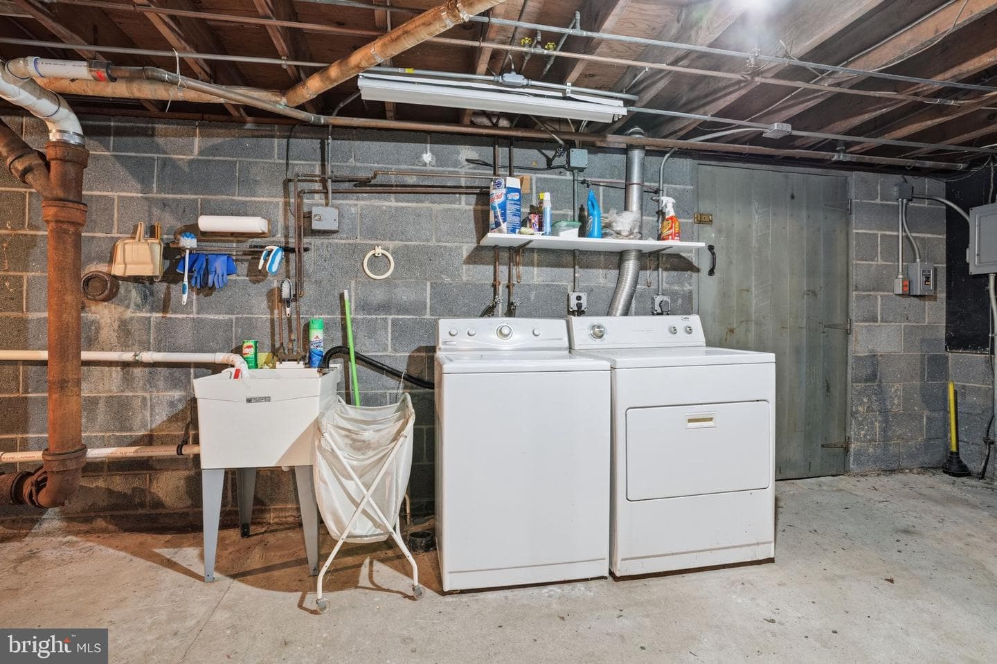 5986 Washington Ln photo 23