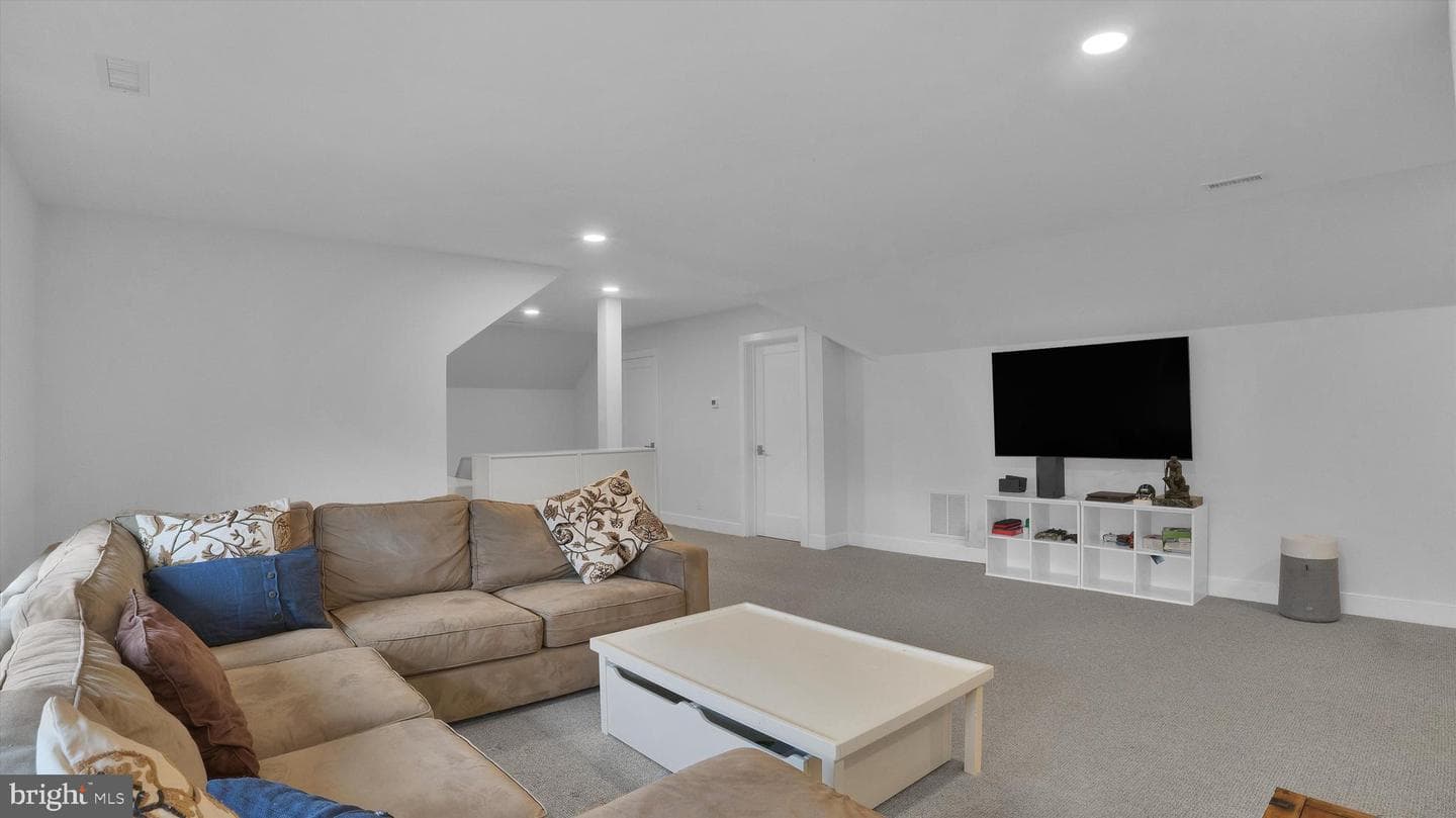 171 N Main Street #unit 2 photo 45