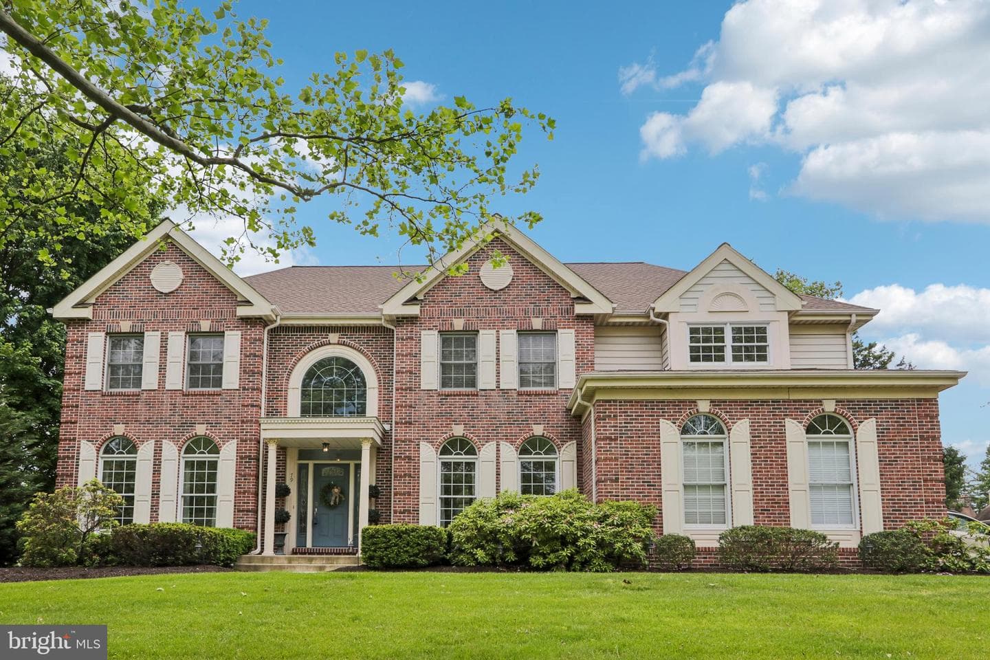 79 Milbob Drive photo 1