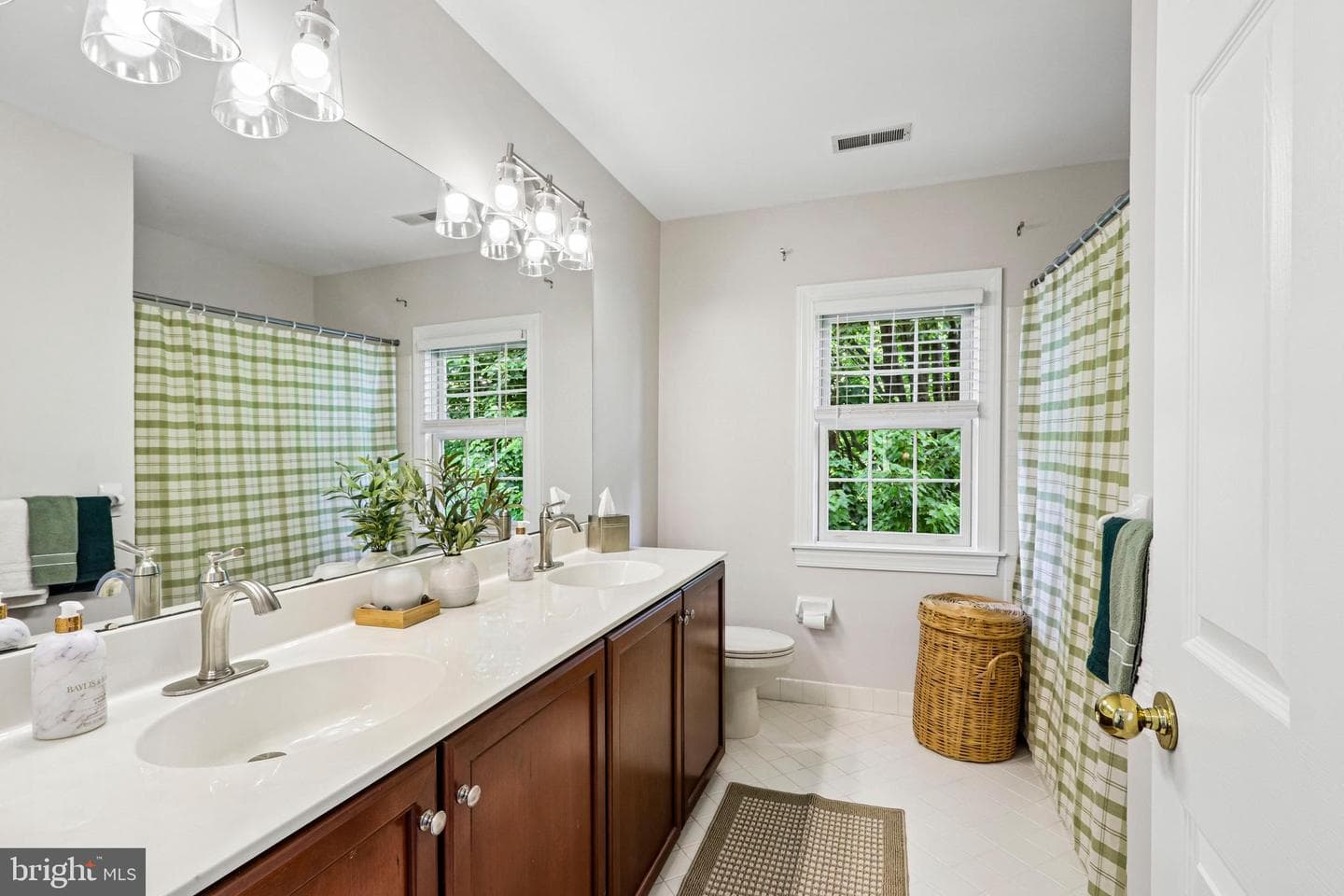 79 Milbob Drive photo 30