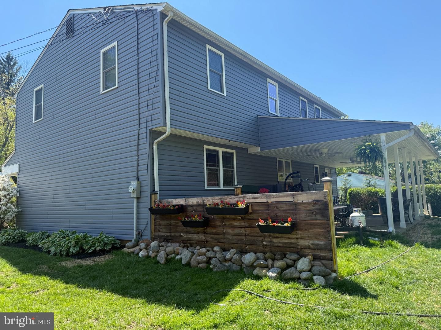 304 W Highland Avenue photo 41