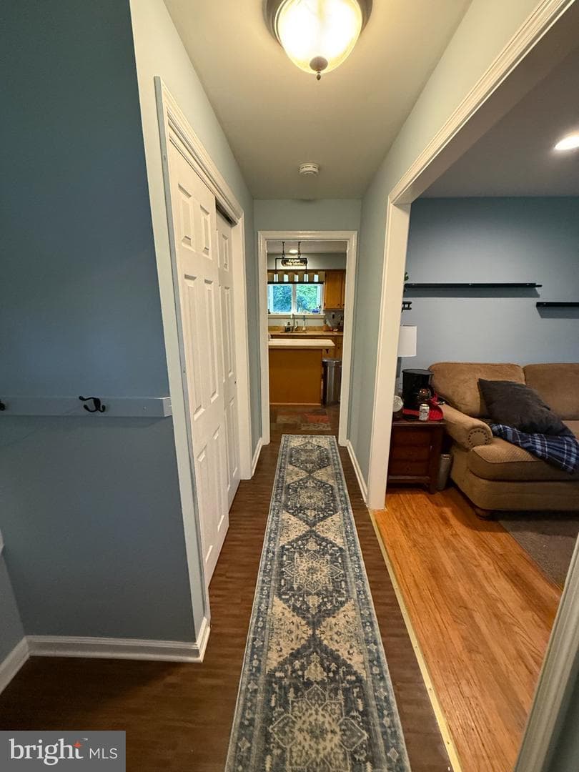 304 W Highland Avenue photo 9