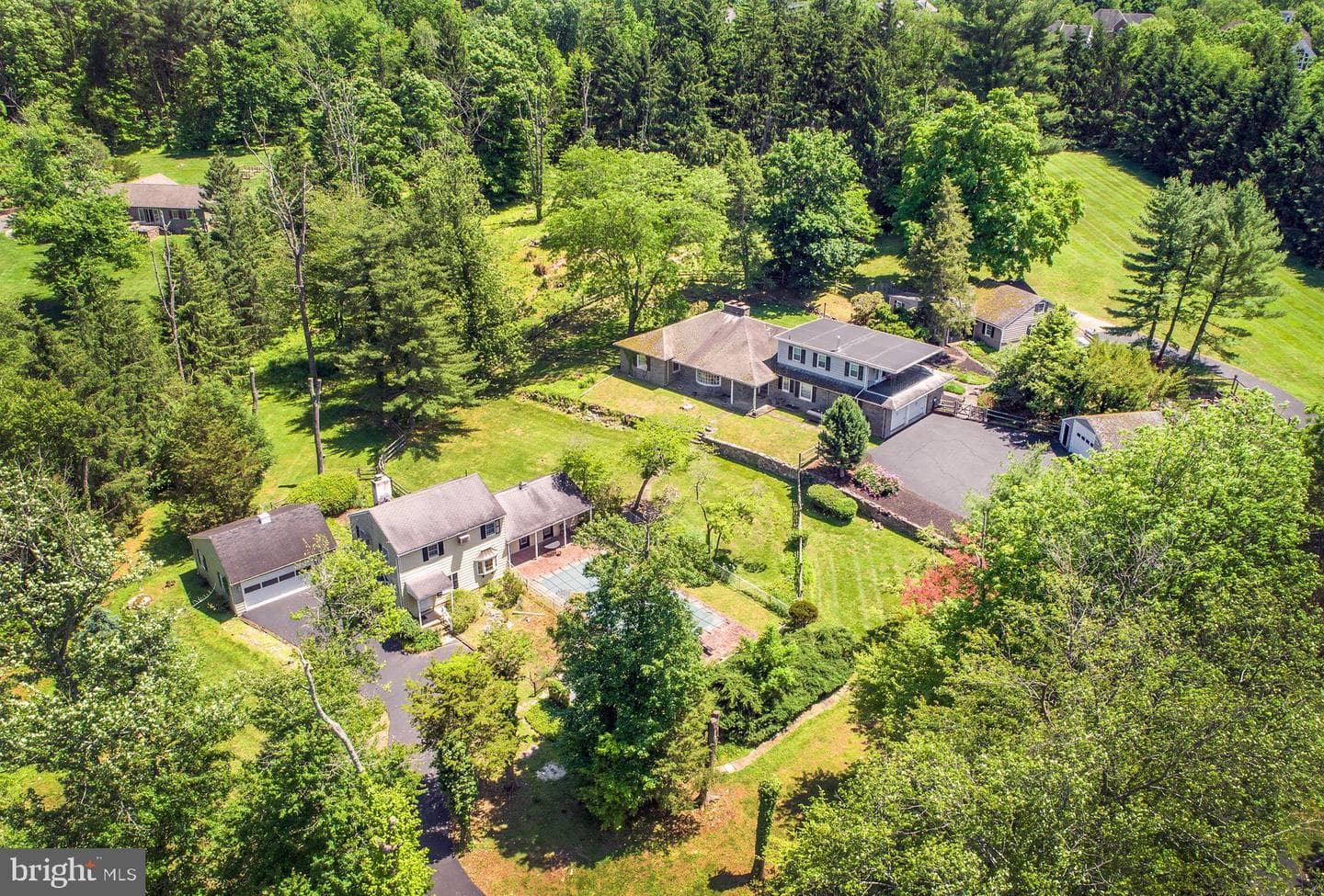2349 Valley Road, Jamison