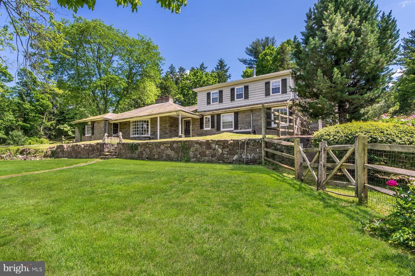 2349 Valley Road photo 14