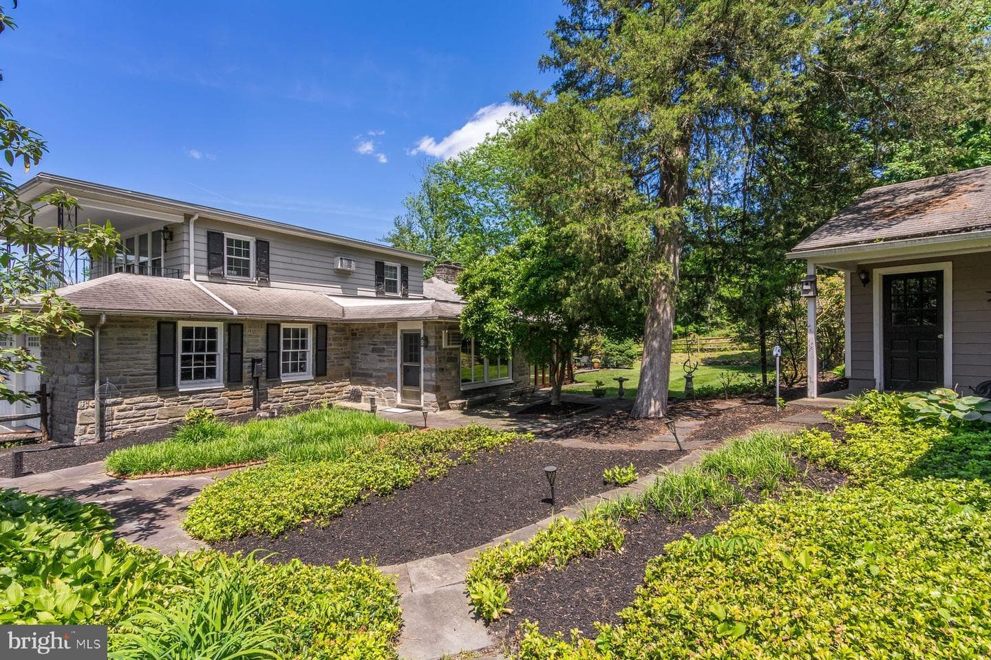 2349 Valley Road photo 38