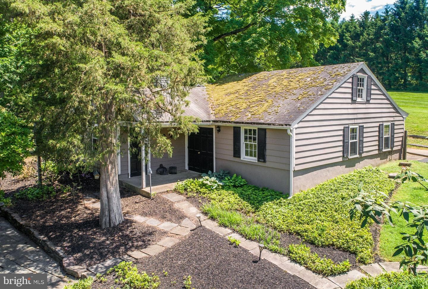 2349 Valley Road photo 8