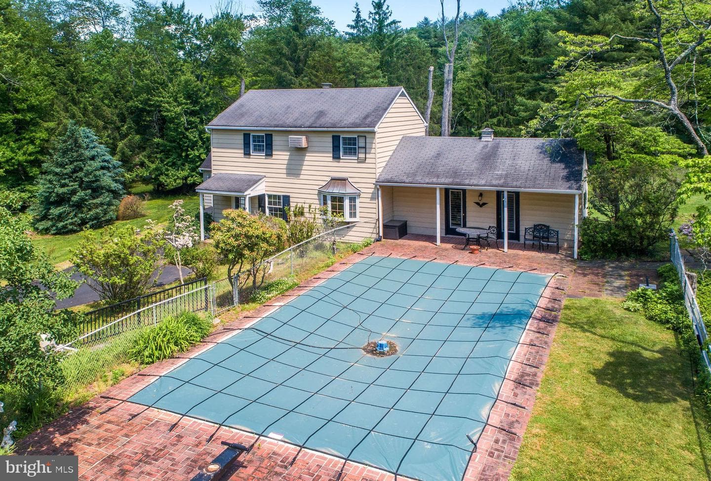 2349 Valley Road photo 9