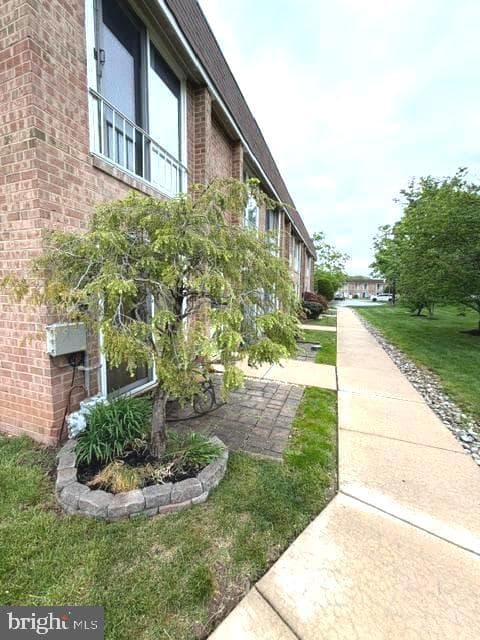425 Brandywine Court photo 3