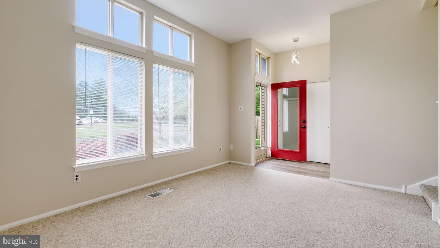 48 Cartlane Circle photo 4