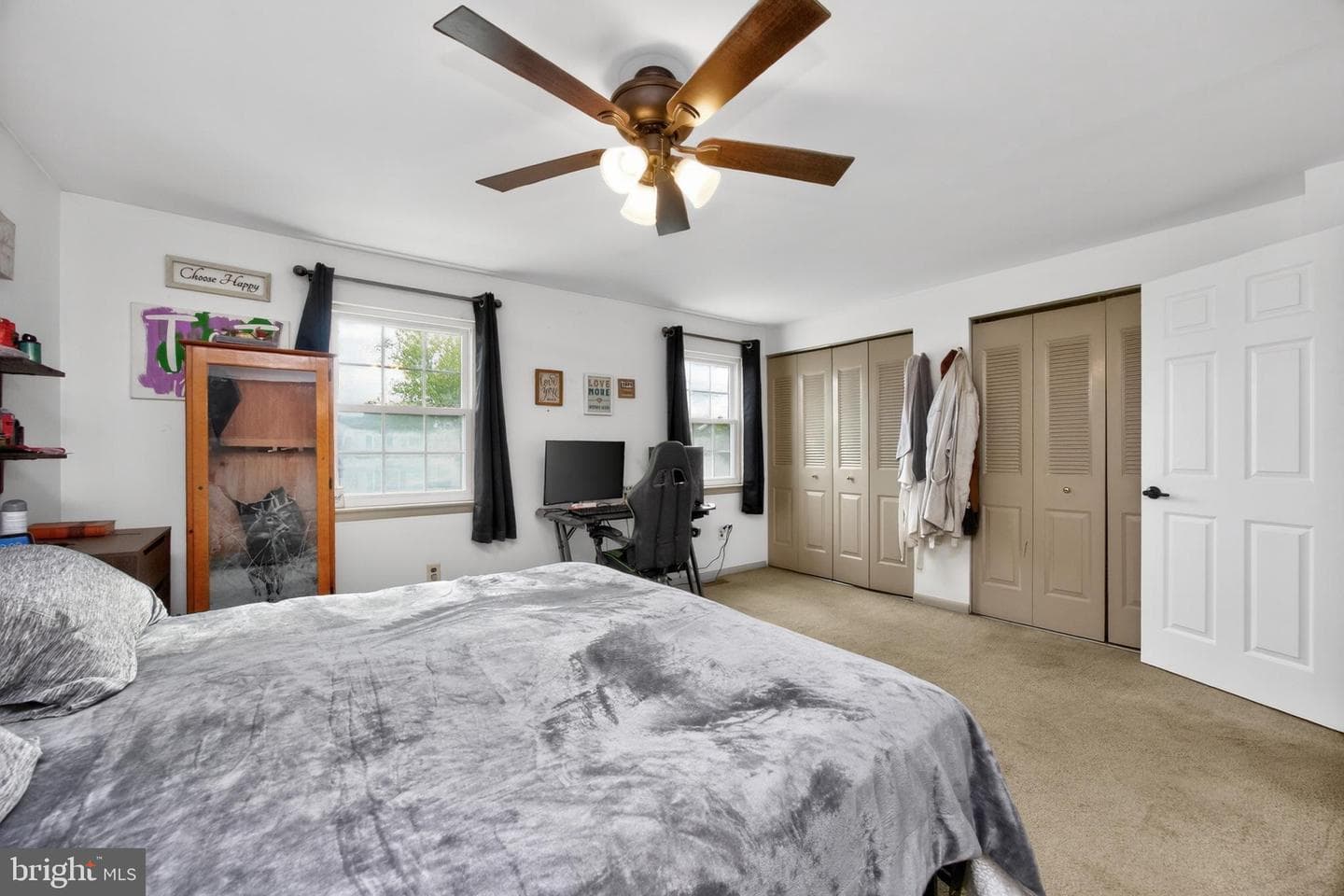 8 Elwood Court photo 17