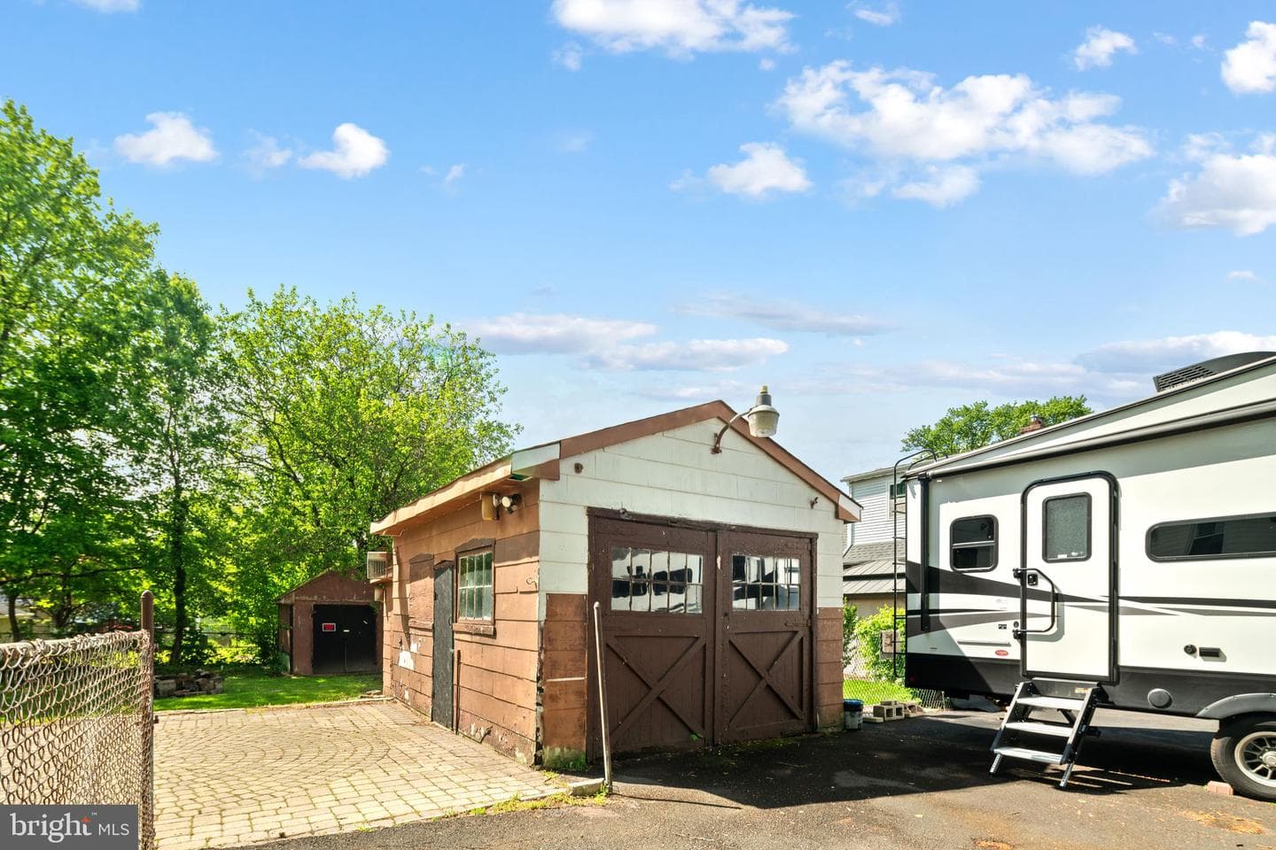 848 Cedar Avenue photo 36