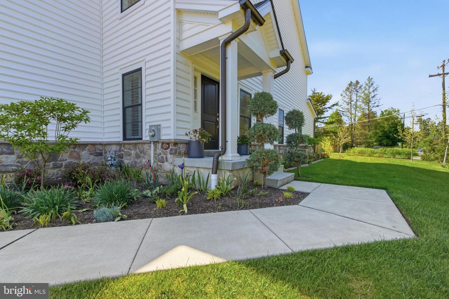 500 Carmela Way photo 5