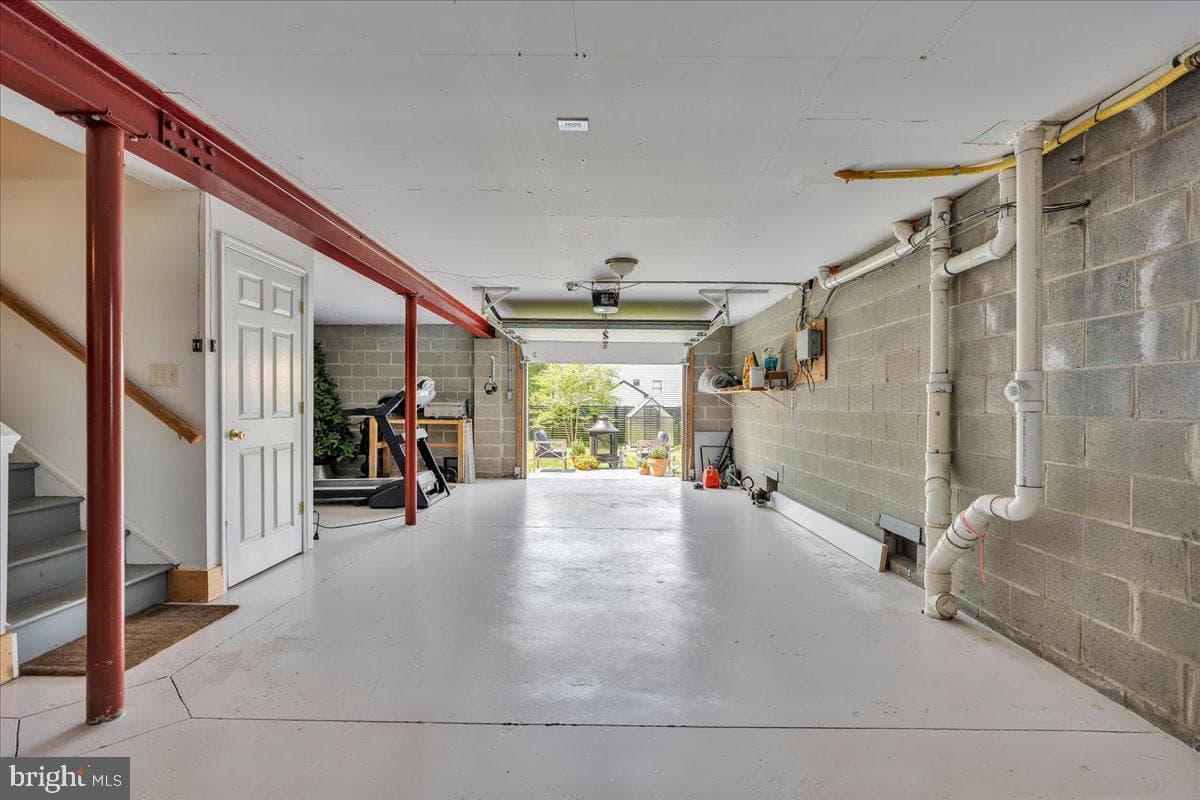 62 Ferry St photo 22
