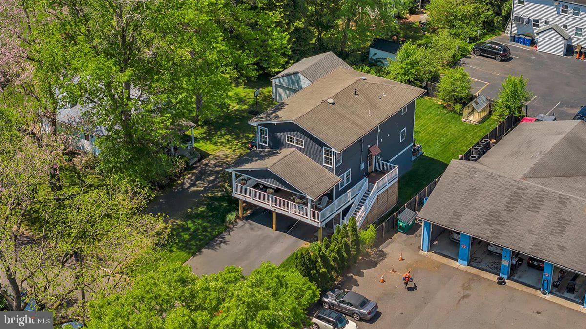 62 Ferry St photo 24