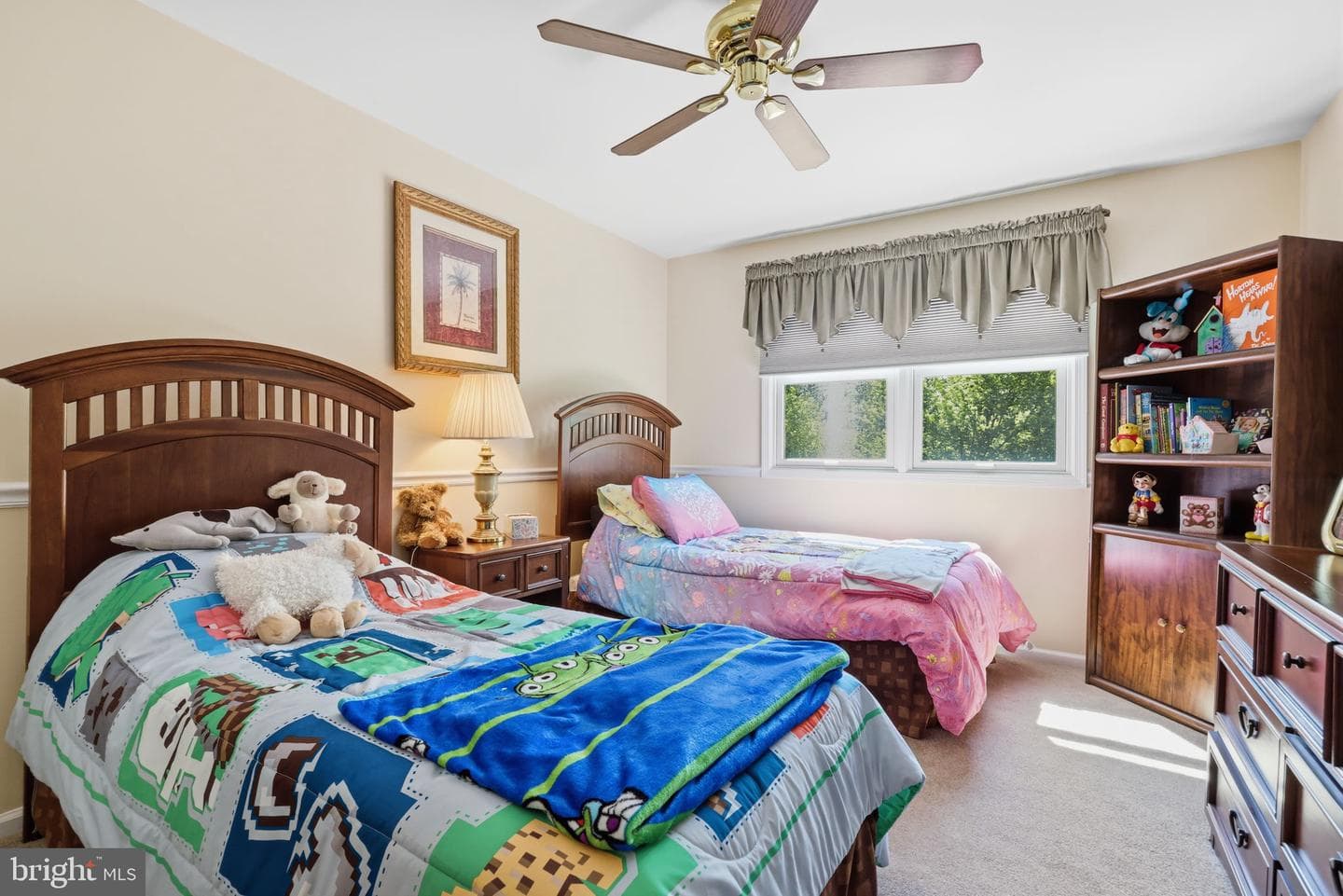 74 Radcliff Dr photo 35