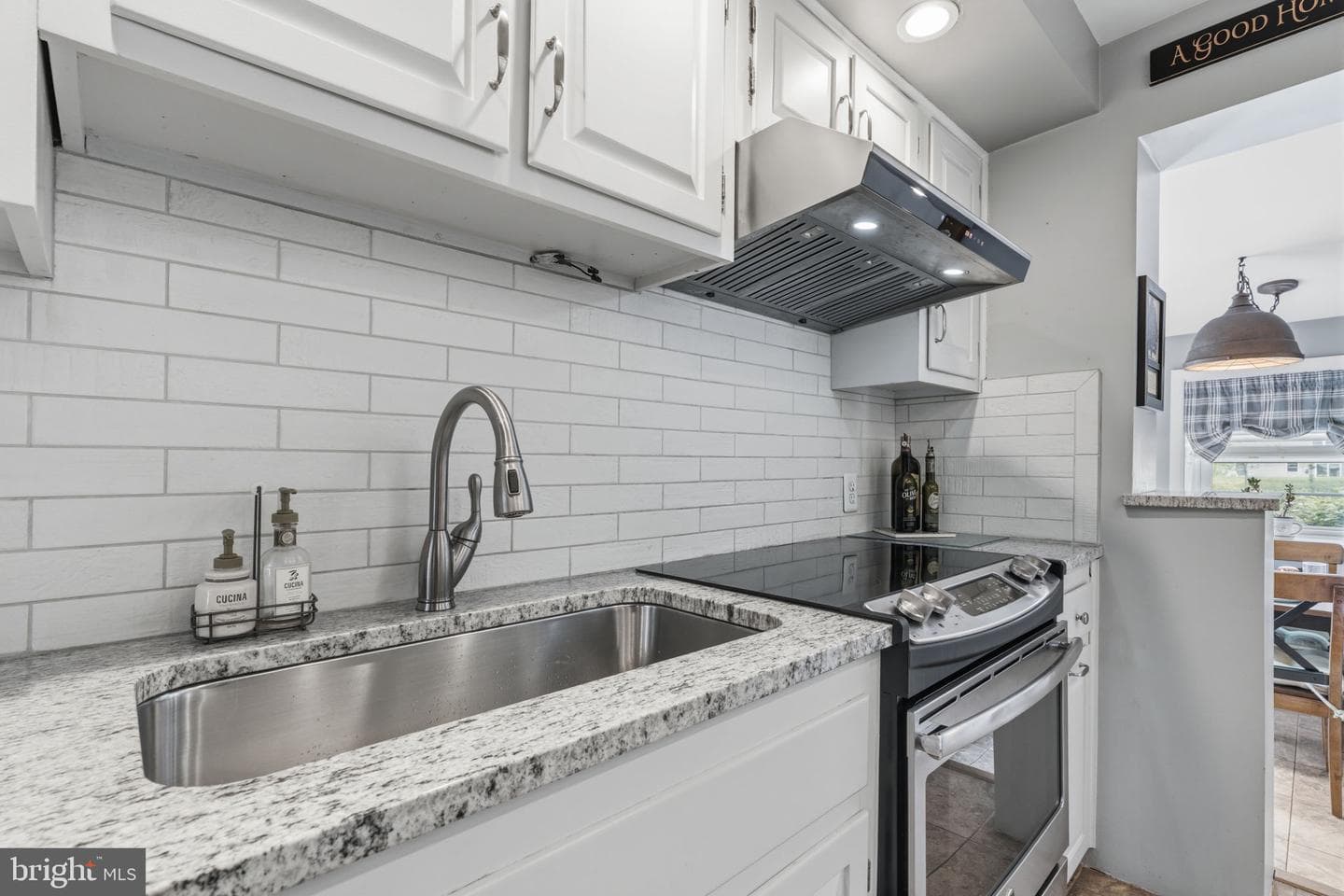 1637 Hatboro Road photo 9