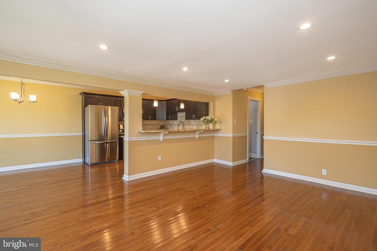 706 Yardley Commons photo 4