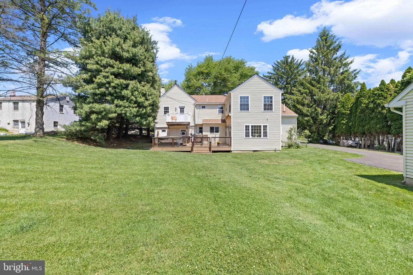 244 Wisteria Drive photo 46