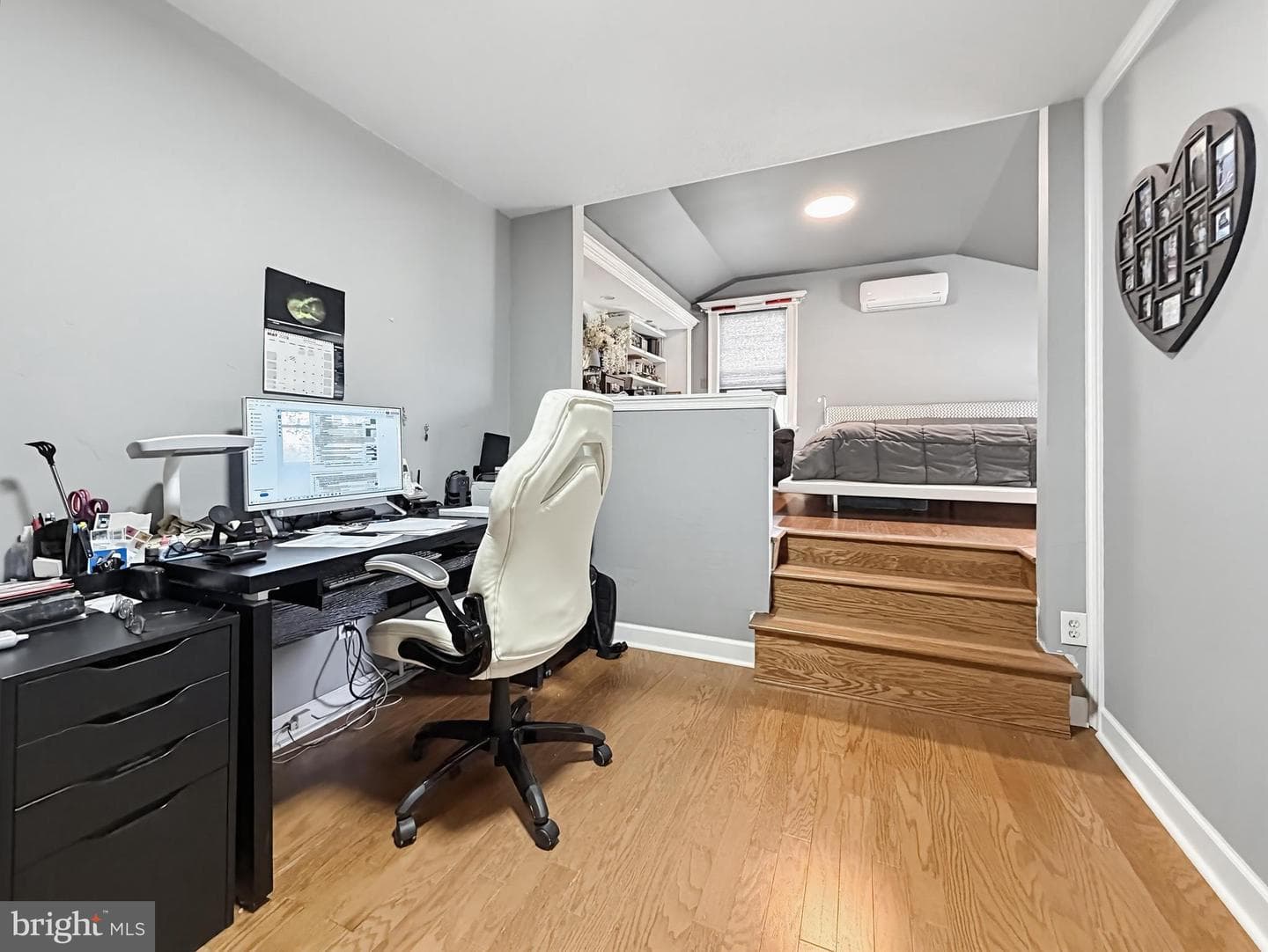 254 Allen Lane photo 41