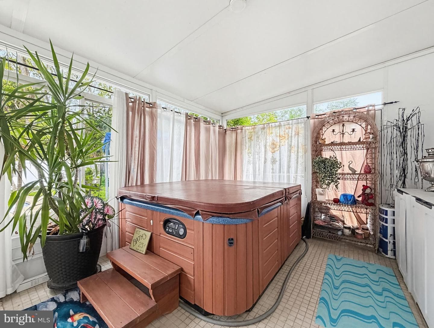 254 Allen Lane photo 68