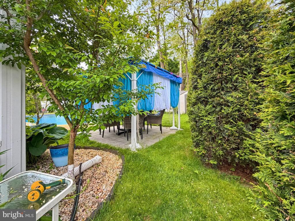 254 Allen Lane photo 82