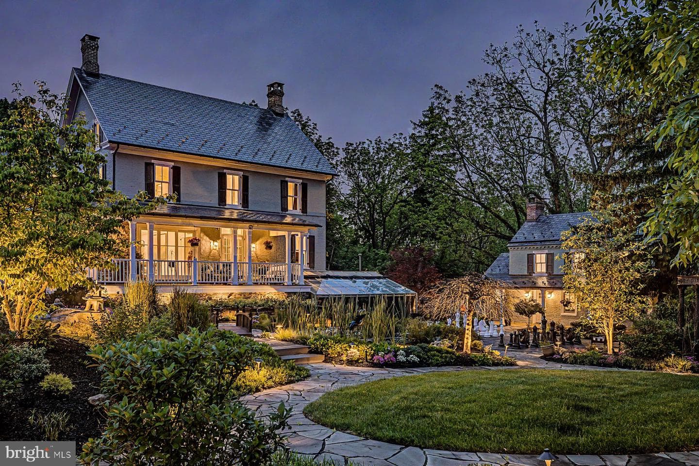 9 Blueberry Lane photo 3