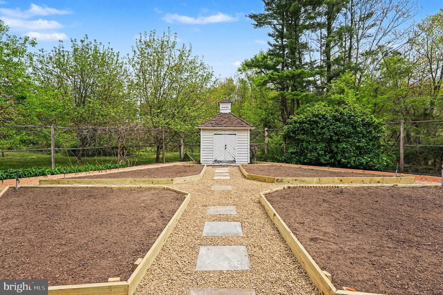 2723 Mill Road photo 34