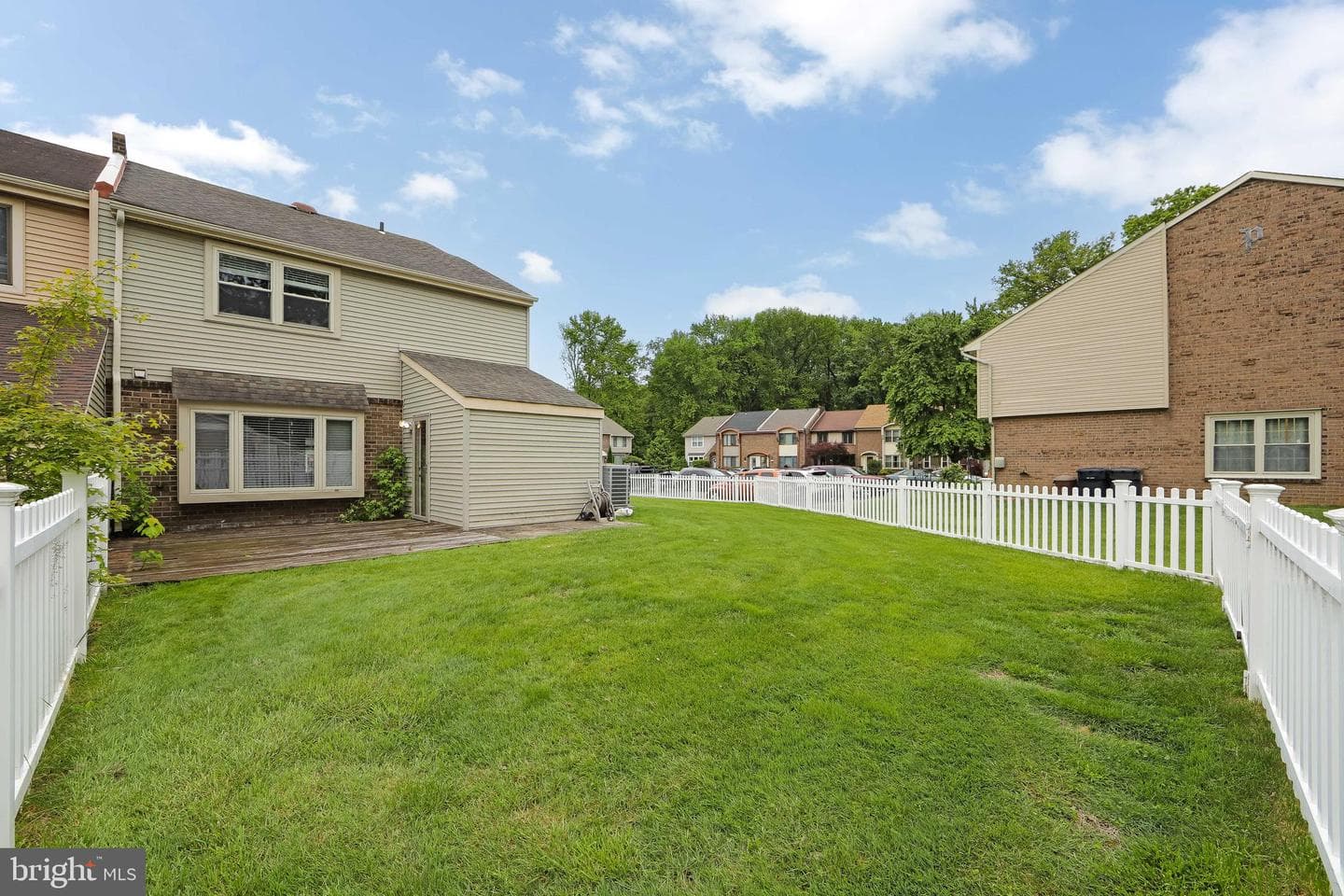 1109 Sheffield Court photo 40