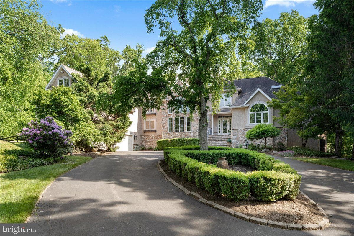 5 Glen Eagles Drive photo 58