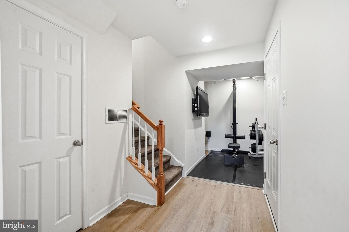 7 Braden Court photo 31