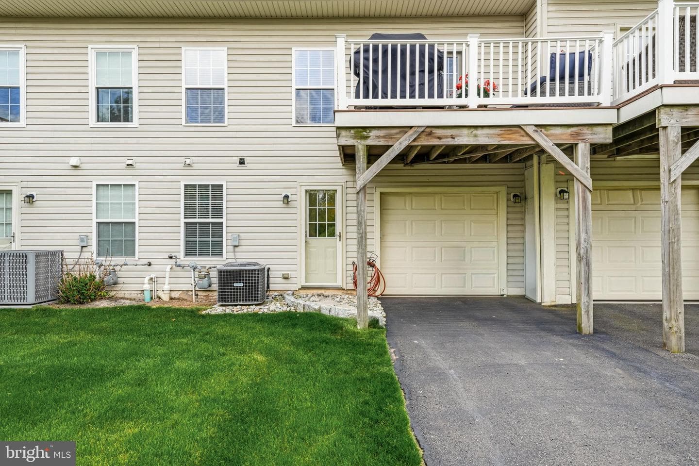 7 Braden Court photo 38