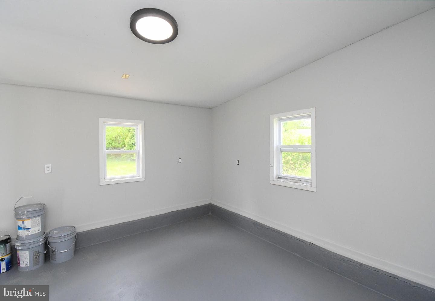 1554 Park Drive photo 30