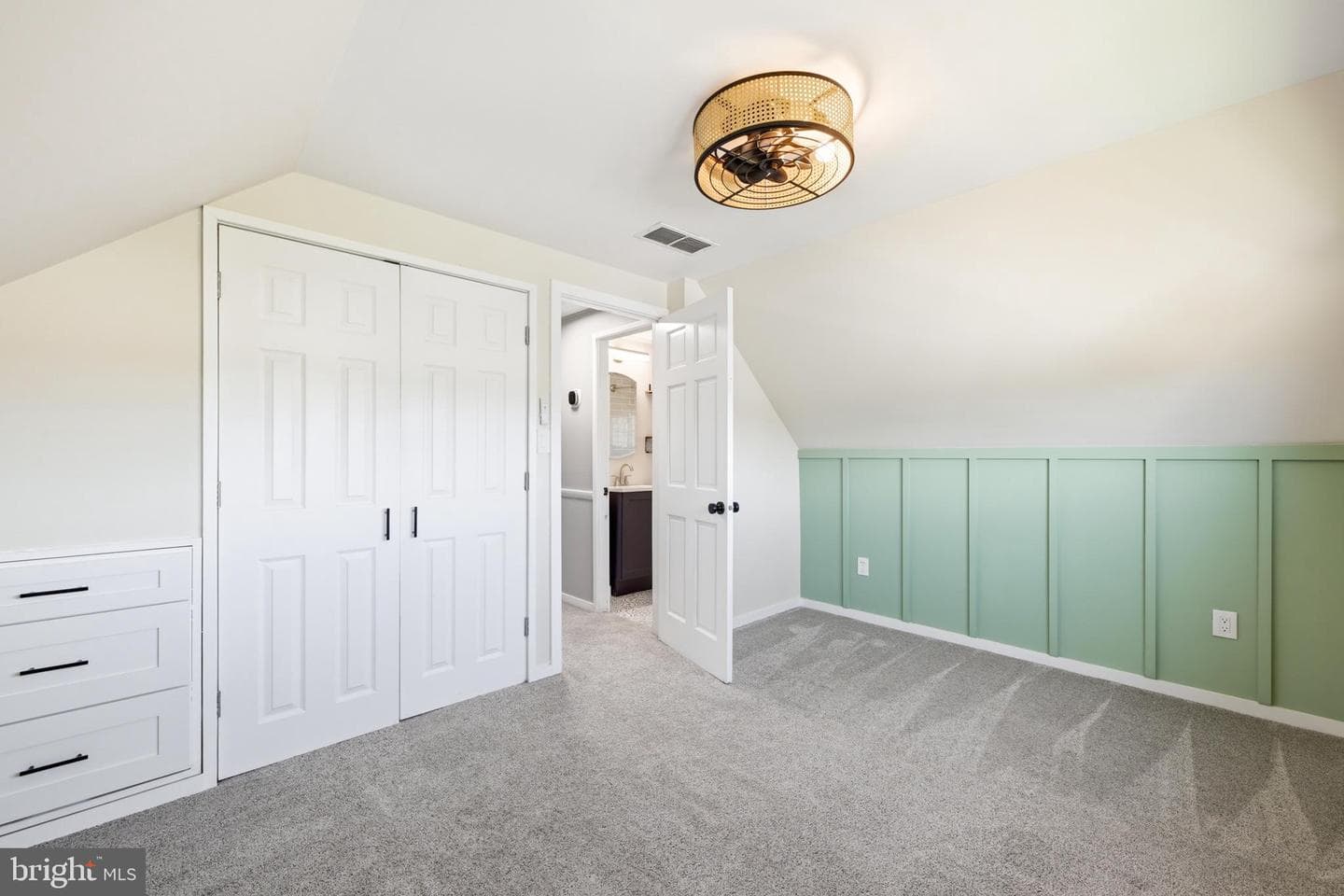 17 Cloister Road photo 18