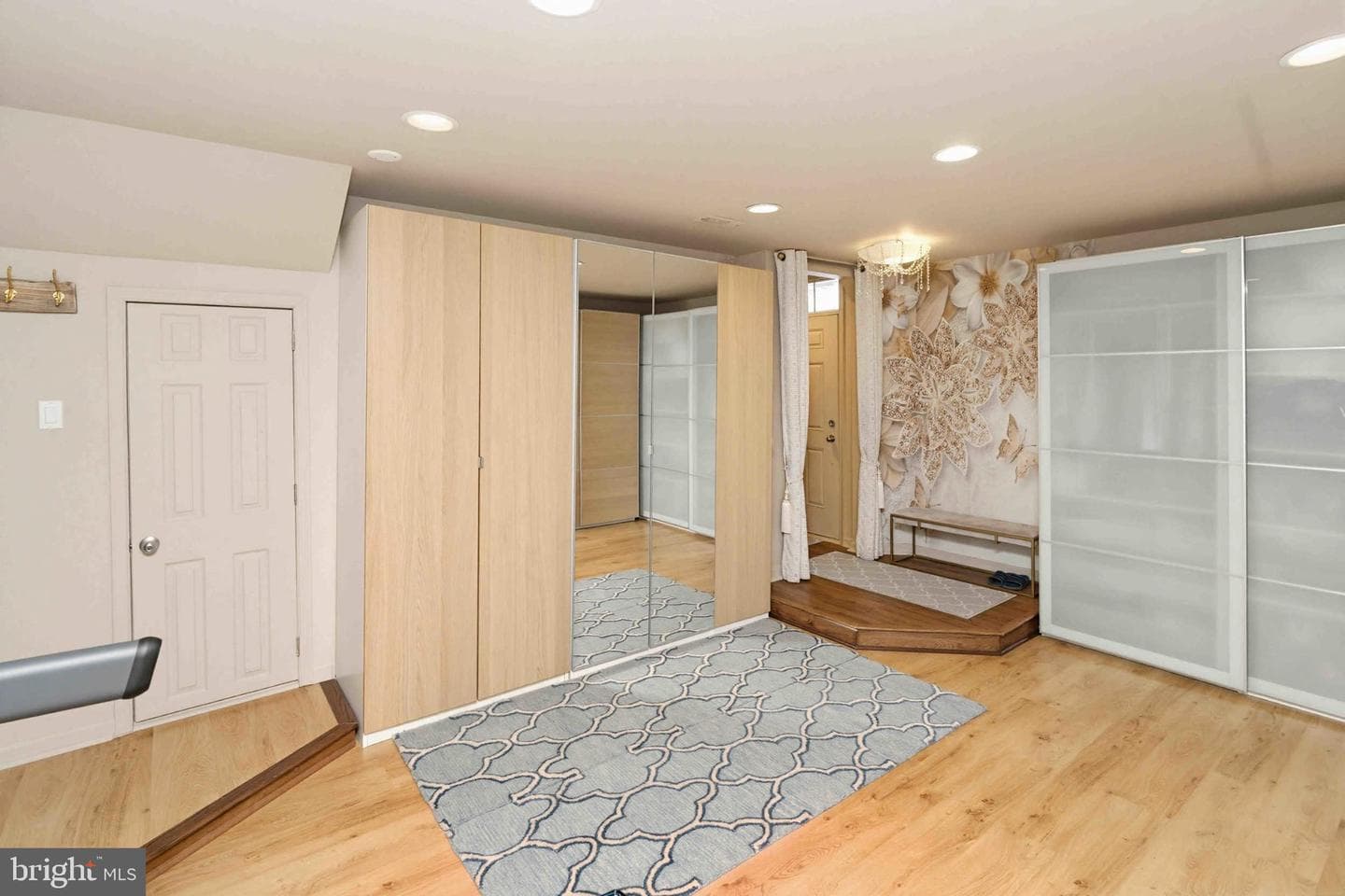170 Graystone Drive photo 3