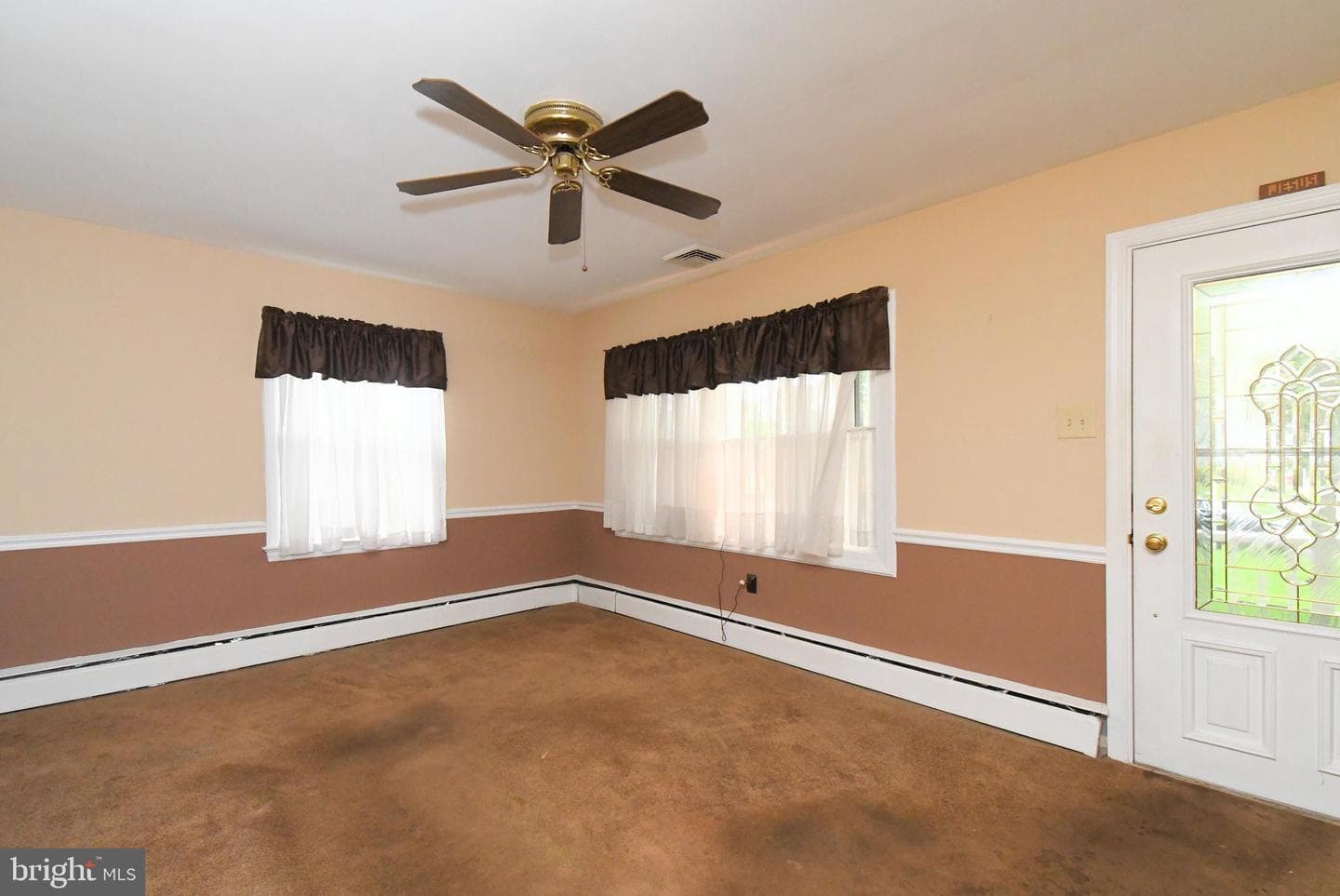 1604 N Meadowbrook Road photo 9