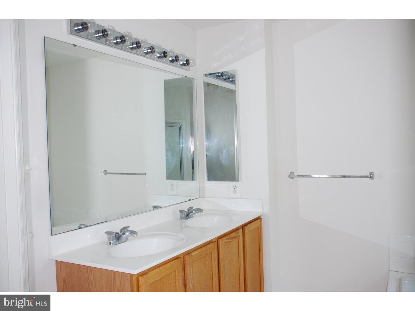 721 Waterway Court photo 21
