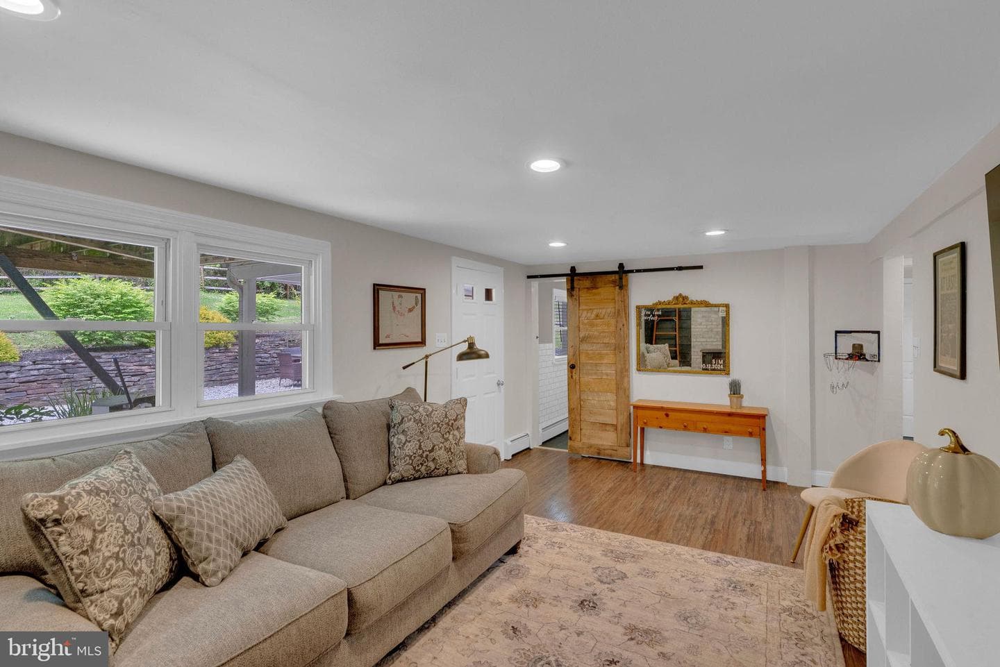 734 Skunk Hollow Road photo 18